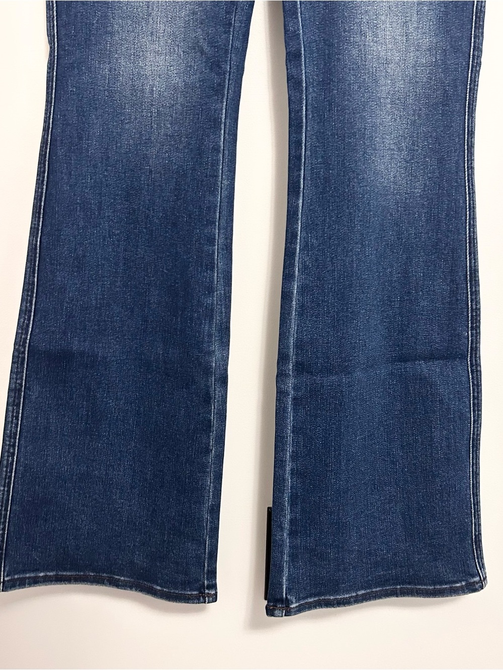 Judy Blue High-Rise Blue Bootcut Jeans Long Inseam Size 32 - Picture 4 of 8